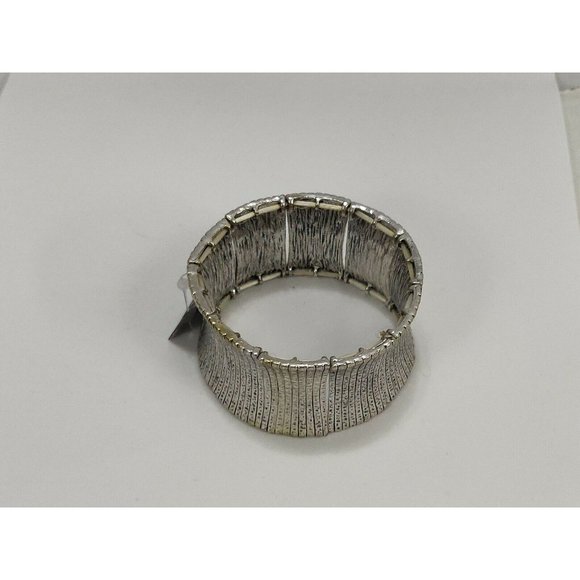 Chuns Fashion Women's Bracelet Silver Metal Cuffs - Picture 6 of 9